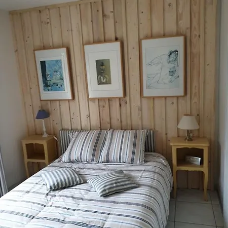 Duplex House With Private Pool Near The Sea Lanton